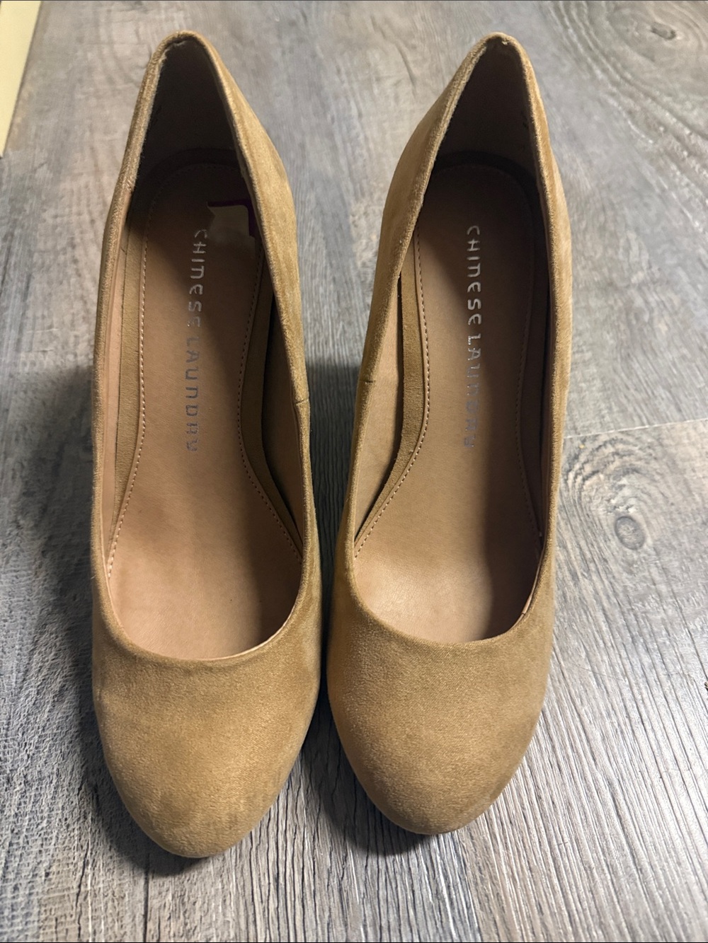 Chinese Laundry Tan Suede Round-Toe Heels